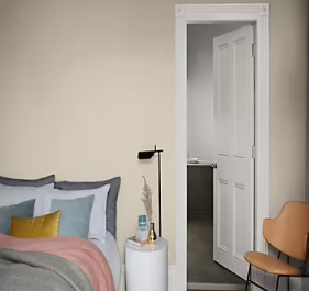 Peinture murs et boiseries Color Resist Dulux Valentine satin galet clair 2,5L