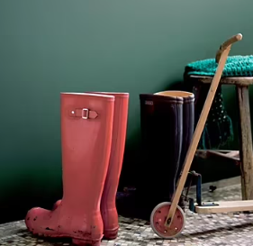 Peinture couleur murs et boiseries color resist Dulux Valentine vert profond mat 2,5L