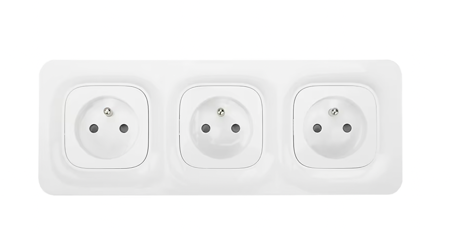 Triple prise avec terre Jacobsen Kennet blanc complet
