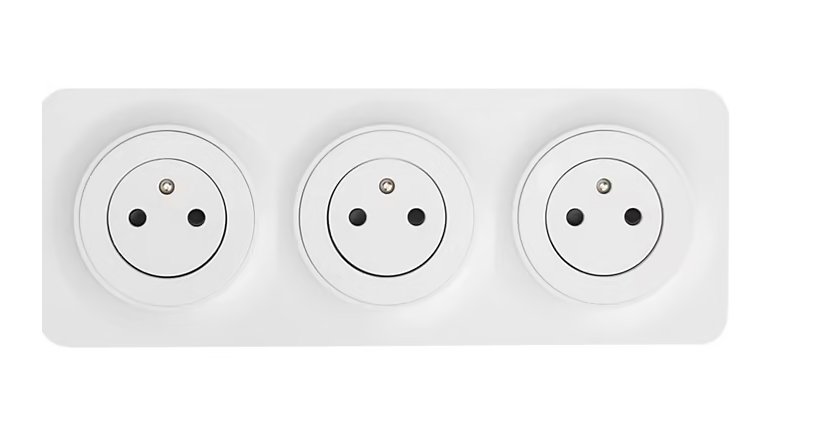 Prise avec terre triple Jacobsen Espen blanc composable