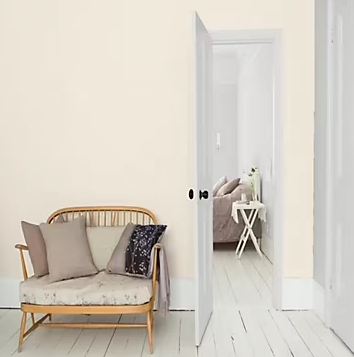 Peinture murs et boiseries Color Resist Dulux Valentine satin lait d'amande 2,5L