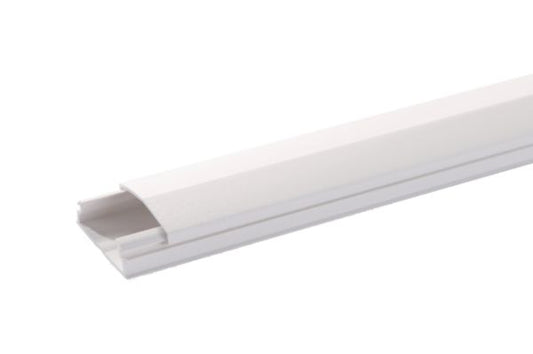 Moulure sans cloison de 2,10 ml ATRIANE blanc D l. 32 mm X h. 12 mm 14 câbles 2,5² 1 PCE