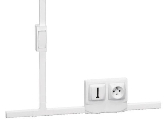 Modular surface-mounted device, 2-pole socket + earth, white, t. 250 V, depth 36 mm, A 16