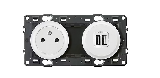 Mécanisme de prise avec terre surface lisse et prise USB Blanc Legrand Céliane