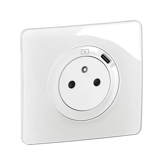 Prise 2 pôles avec terre avec 1 USB-C Legrand Céliane complet blanc