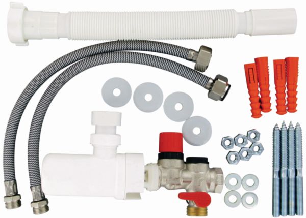 Complete water heater kit for connecting the tank with safety group, siphon, flexible hoses